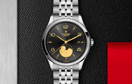 TUDOR 1926 displayed in a flat lay view emphasizing its design and craftsmanship.